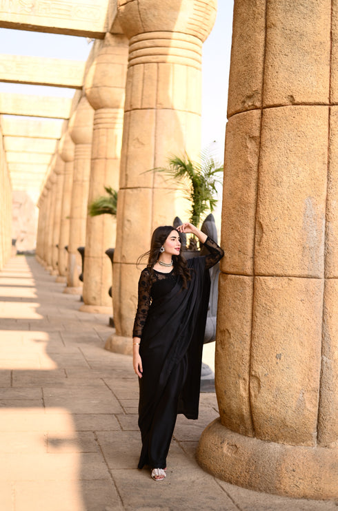 Rose Black Embroided - Saree