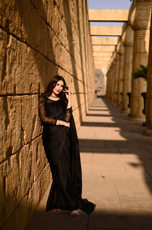 Rose Black Embroided - Saree