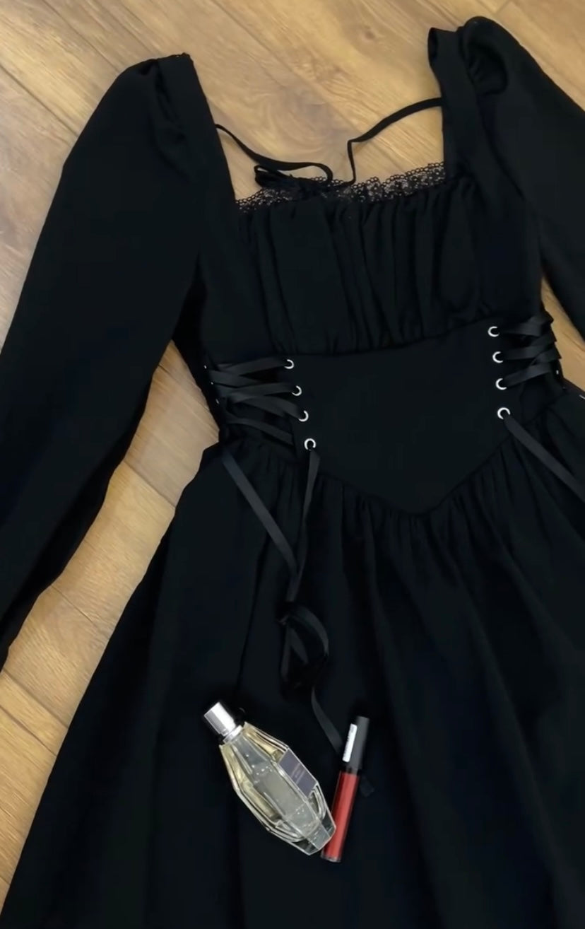 Black Emily Chic