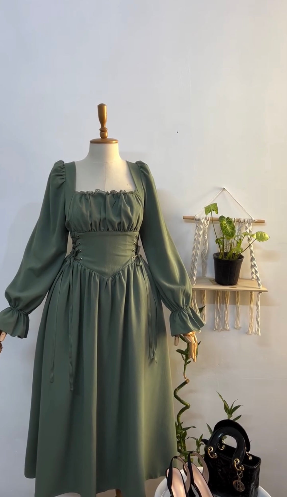 Green Emily Chic